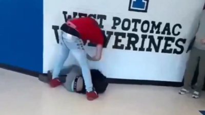 15-Year-Old Arrested After Stabbing Classmate at Virginia High School: Student Hospitalized | World News 1 Virginia school stabbing 15 year old arrested after fight leaves classmate hospitalized watch video