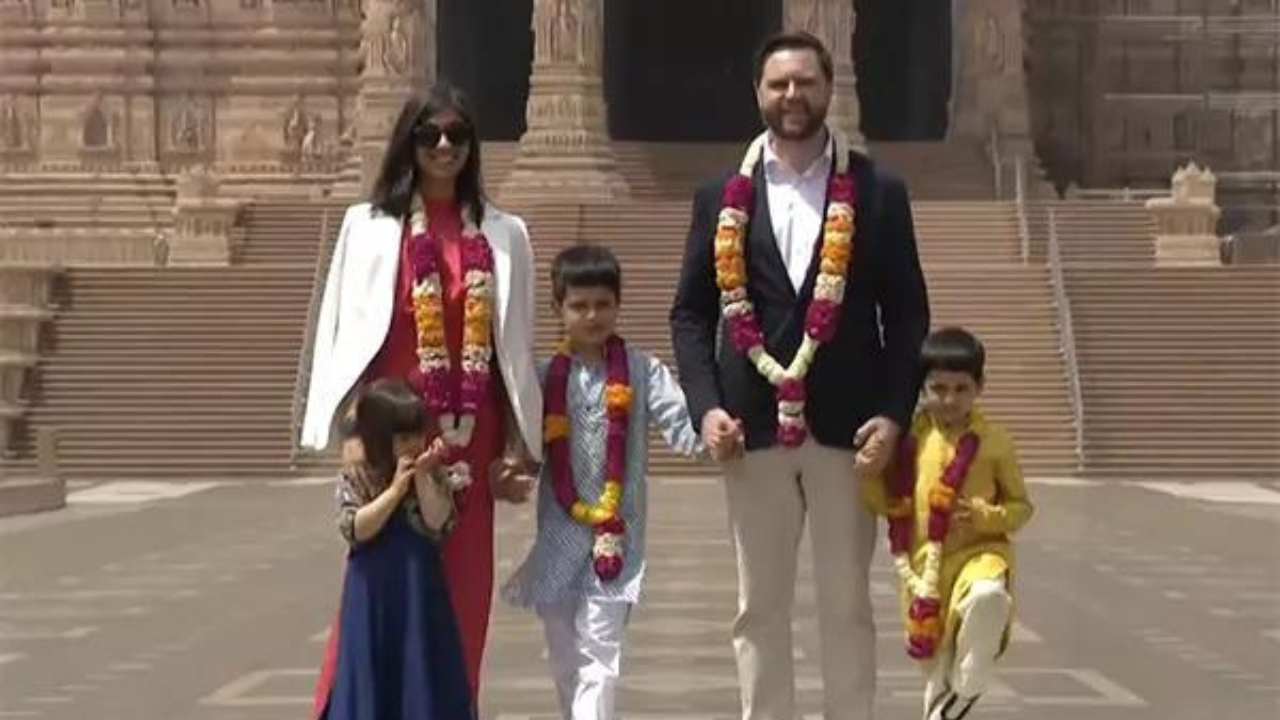 World leaders who visited New Delhi’s Akshardham temple 1 msid 120485021imgsize 804319.cms