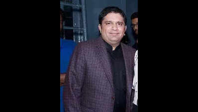 12cr jewellery fraud no bail for bizman disowned by family