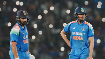 1760009417 rohit sharma and shubman gill