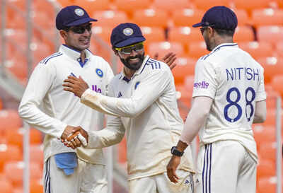 1760502302 india vs west indies 1st test day 3