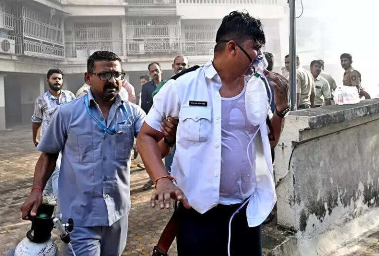 Navi Mumbai: Kharghar apartment charred in fire breakout, no casualty | Mumbai News