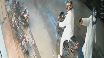 firing at bjp candidates office in ambernath ahead of civic polls