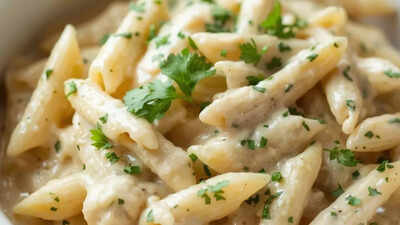 how to make restaurant style creamy white sauce pasta at home