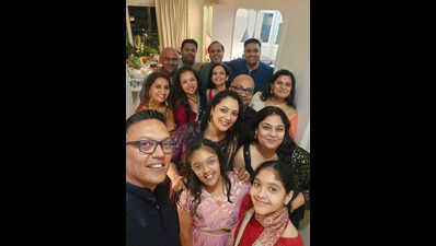 lead holding pic1 abhijeet with his friends and family