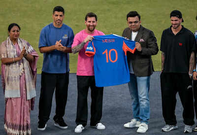 lionel messi visits india