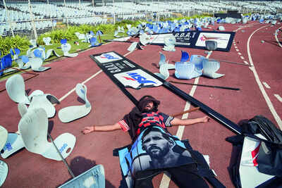 messi visit ends in chaos as angry stadium erupts